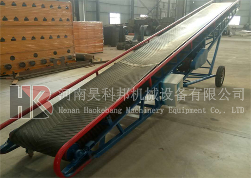 皮帶輸送機(jī)